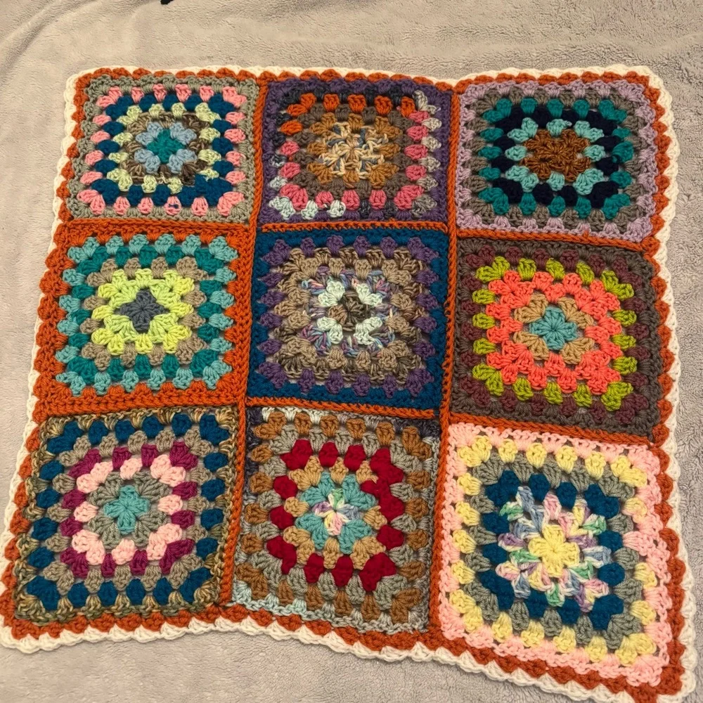 Handmade‎ Crochet Granny Square Blanket 28 Inch Boho Vintage Style Afghan